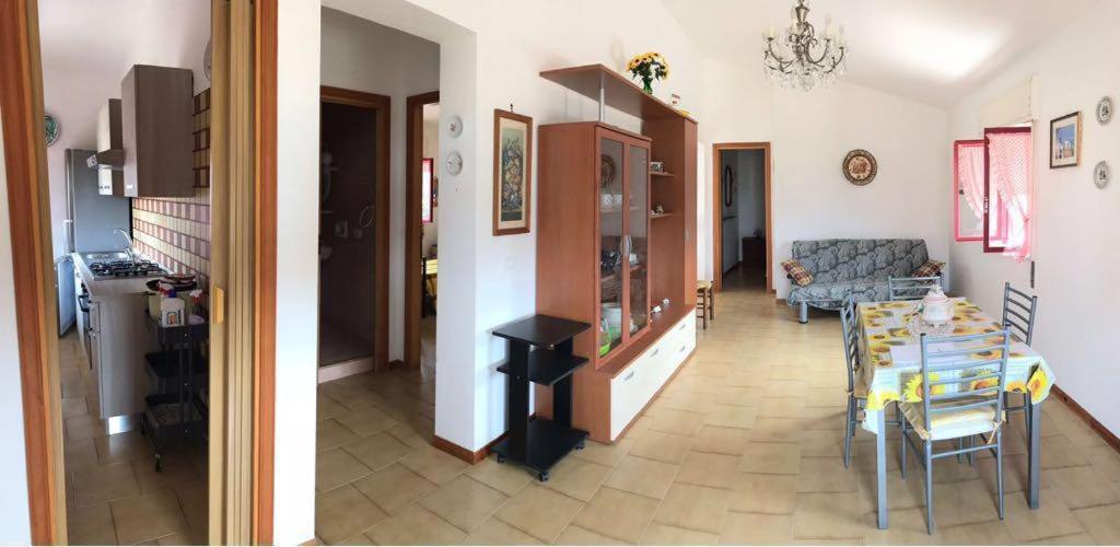 Appartamento Con Veranda Primo Piano Reitani ภายนอก รูปภาพ
