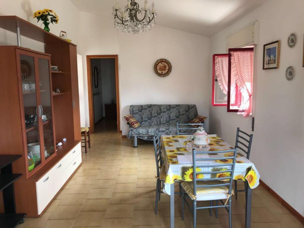 Appartamento Con Veranda Primo Piano Reitani ภายนอก รูปภาพ